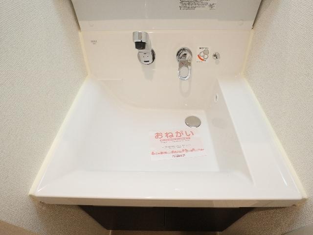  東海道本線/東静岡駅 徒歩10分 1階 築6年