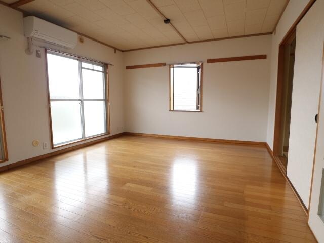  東海道本線/静岡駅 バス21分中電社宅前下車:停歩7分 3階 築36年