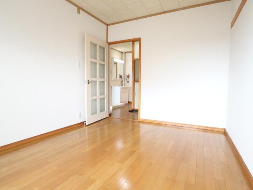  東海道本線/静岡駅 バス21分中電社宅前下車:停歩7分 3階 築36年