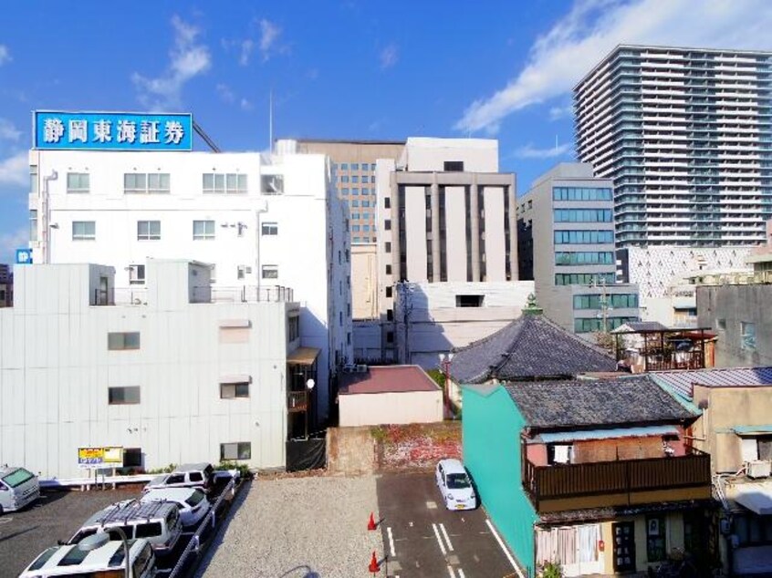  東海道本線/静岡駅 徒歩15分 4階 築4年