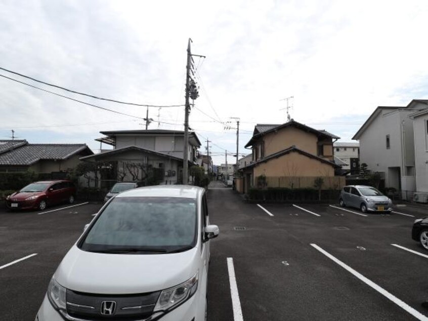  東海道本線/静岡駅 バス21分柳新田北下車:停歩3分 1階 築26年