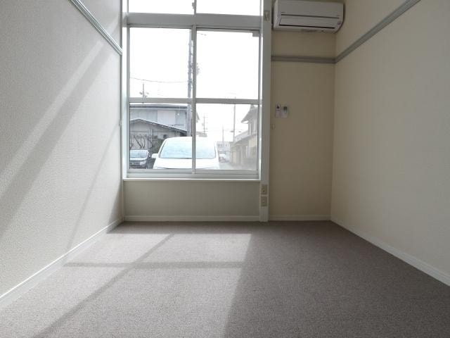  東海道本線/静岡駅 バス21分柳新田北下車:停歩3分 1階 築26年