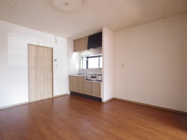  東海道本線/静岡駅 バス20分岩成不動下車:停歩2分 1階 築34年