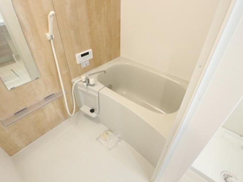  東海道本線/静岡駅 バス11分三松下車:停歩7分 2階 築3年