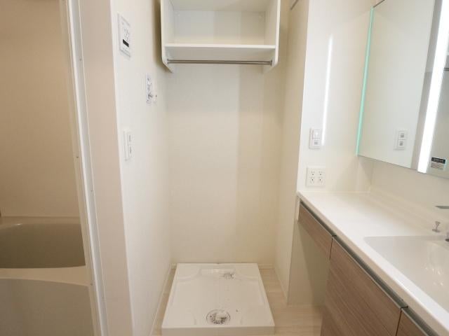  東海道本線/静岡駅 バス11分三松下車:停歩7分 2階 築3年