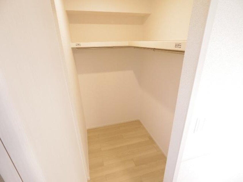  東海道本線/静岡駅 バス26分御新田上下車:停歩4分 1階 築3年