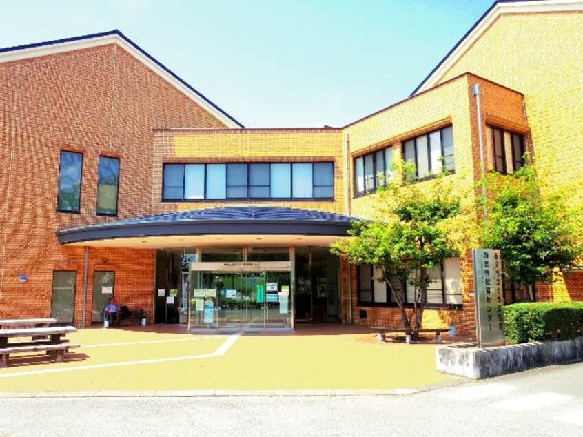 静岡市立北部図書館(図書館)まで1636m 東海道本線/静岡駅 バス26分御新田上下車:停歩4分 1階 築3年