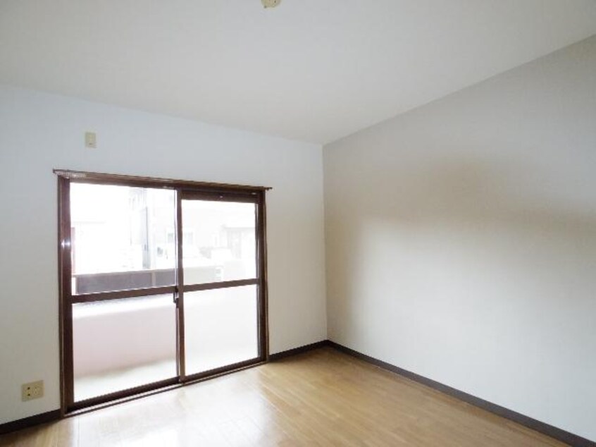  東海道本線/安倍川駅 徒歩12分 1階 築26年