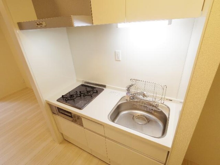  静岡鉄道静岡清水線/新静岡駅 徒歩15分 1階 築3年