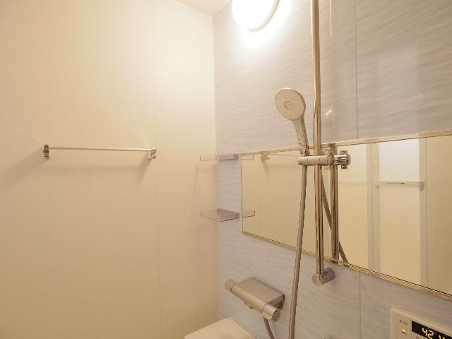  静岡鉄道静岡清水線/新静岡駅 徒歩15分 1階 築3年