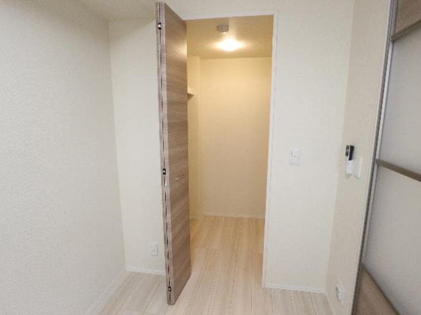  東海道本線/静岡駅 徒歩17分 2階 築3年