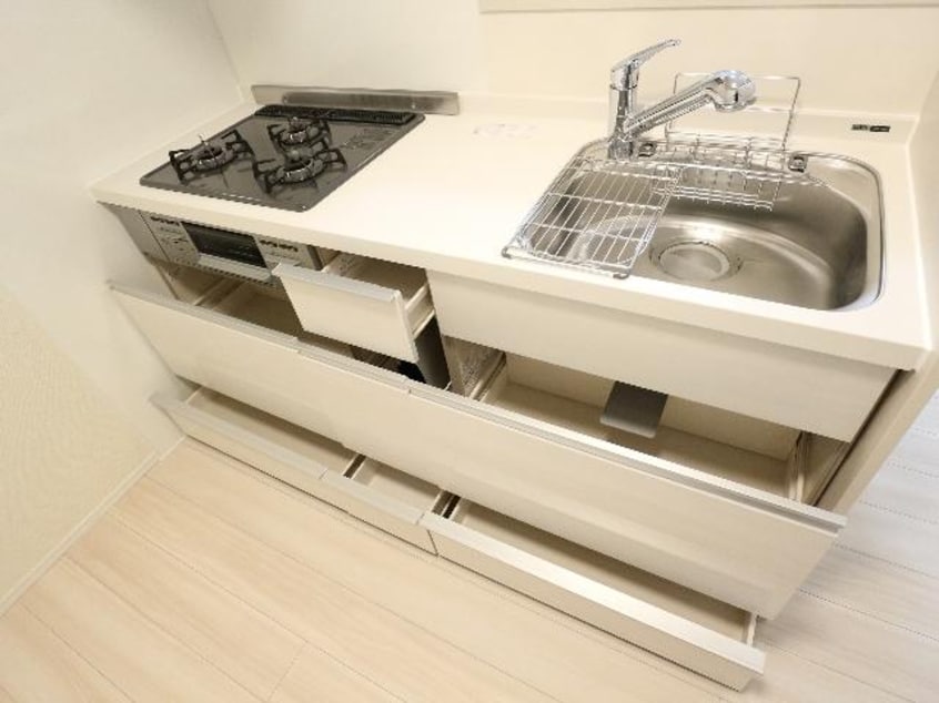  東海道本線/静岡駅 徒歩17分 2階 築3年