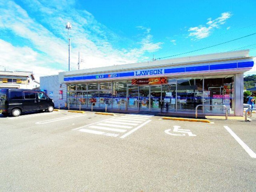 ローソン静岡新伝馬二丁目店(コンビニ)まで746m 東海道本線/静岡駅 バス25分秋山町下車:停歩2分 2階 築18年