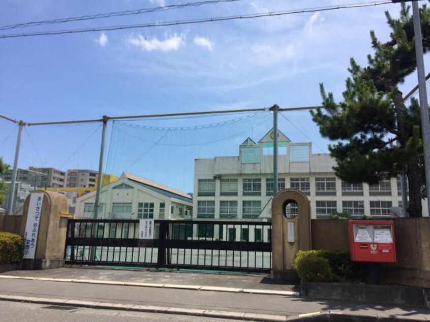 静岡市立安西小学校(小学校)まで307m 静岡鉄道静岡清水線/新静岡駅 徒歩15分 1階 1年未満