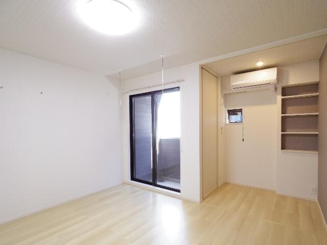  東海道本線/静岡駅 バス27分県工業技術研究所下車:停歩5分 1階 築1年