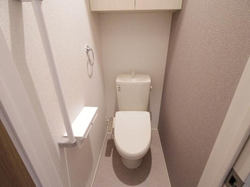  東海道本線/静岡駅 バス27分県工業技術研究所下車:停歩5分 1階 築1年