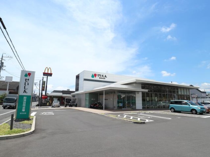 静清信用金庫沓谷支店(銀行)まで474m 静岡鉄道静岡清水線/長沼駅 徒歩18分 1階 1年未満