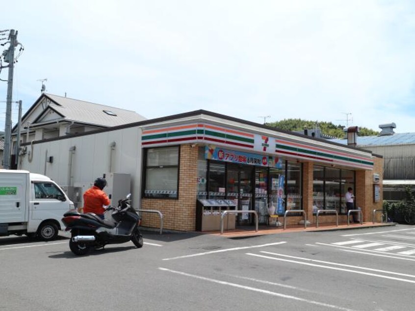 セブンイレブン静岡沓谷６丁目店(コンビニ)まで618m 静岡鉄道静岡清水線/長沼駅 徒歩18分 1階 1年未満