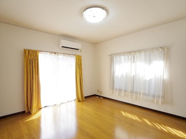  東海道本線/静岡駅 バス33分羽高下車:停歩5分 1階 築40年