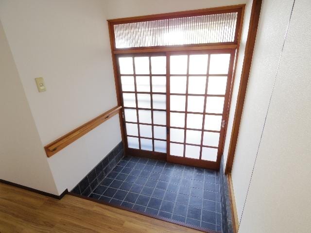  東海道本線/静岡駅 バス33分羽高下車:停歩5分 1階 築40年