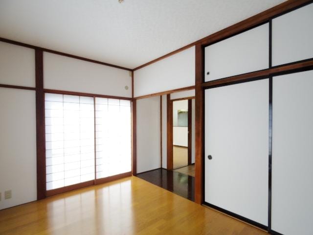  東海道本線/静岡駅 バス33分羽高下車:停歩5分 1階 築40年