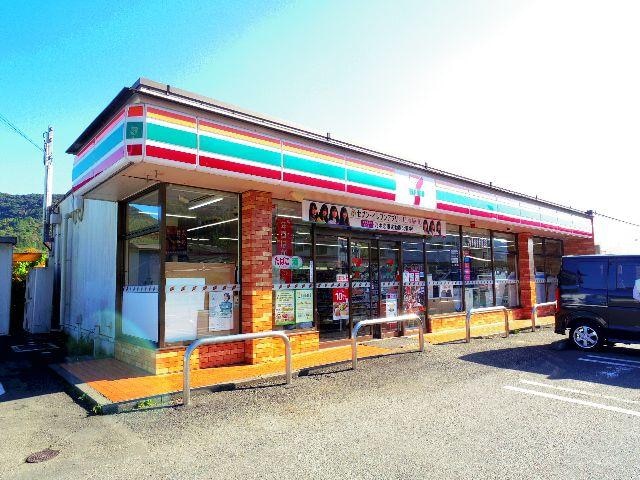 セブンイレブン静岡有永店(コンビニ)まで653m 東海道本線/静岡駅 バス33分羽高下車:停歩5分 1階 築40年
