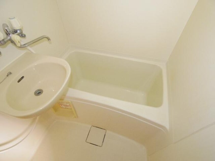  東海道本線/静岡駅 バス24分川合下車:停歩7分 1階 築25年