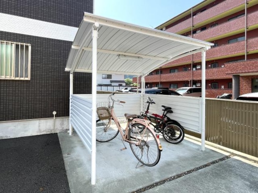  東海道本線/静岡駅 バス17分籠上下車:停歩3分 2階 築3年