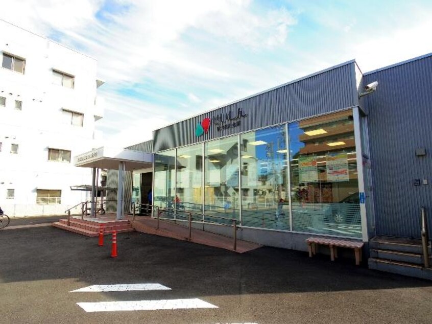 静清信用金庫用宗駅前支店(銀行)まで714m 東海道本線/用宗駅 徒歩9分 1-2階 築15年