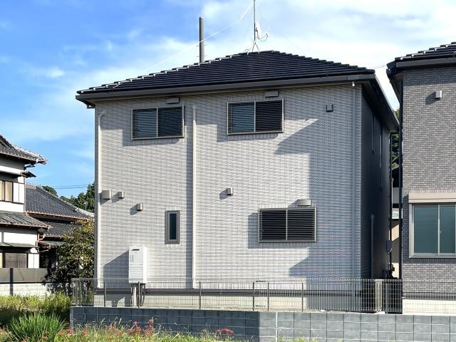  東海道本線/静岡駅 バス16分千代田一丁目下車:停歩1分 1-2階 1年未満