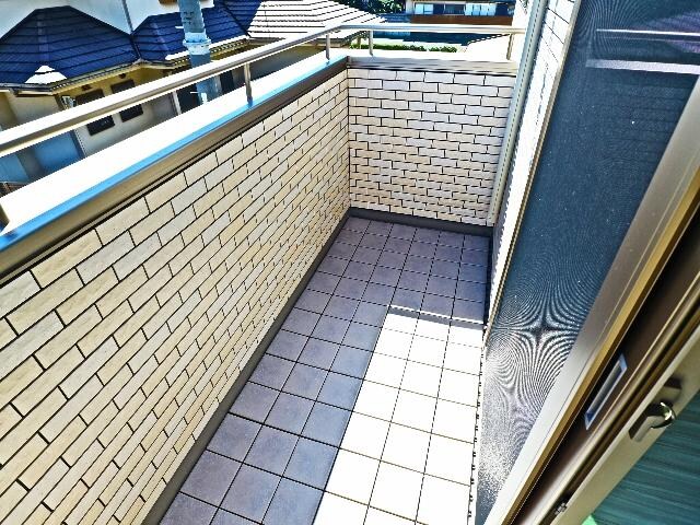  東海道本線/静岡駅 バス16分千代田一丁目下車:停歩1分 1-2階 1年未満