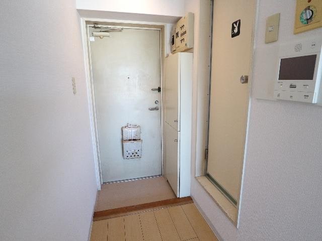  東海道本線/静岡駅 バス15分駿河大橋下車:停歩3分 1階 築33年