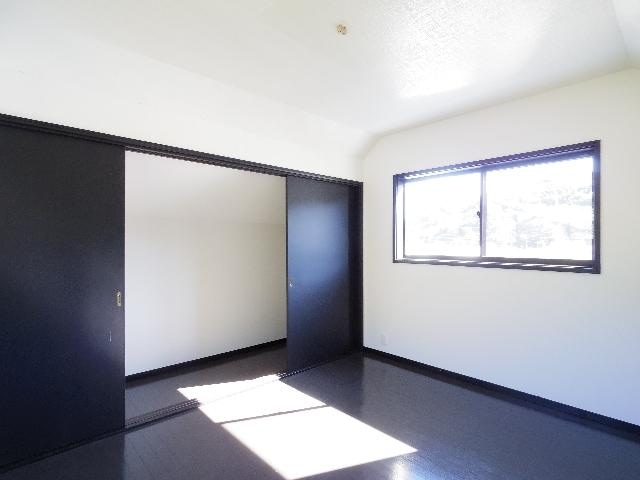  東海道本線/静岡駅 バス31分新丸子下車:停歩6分 1-2階 築29年