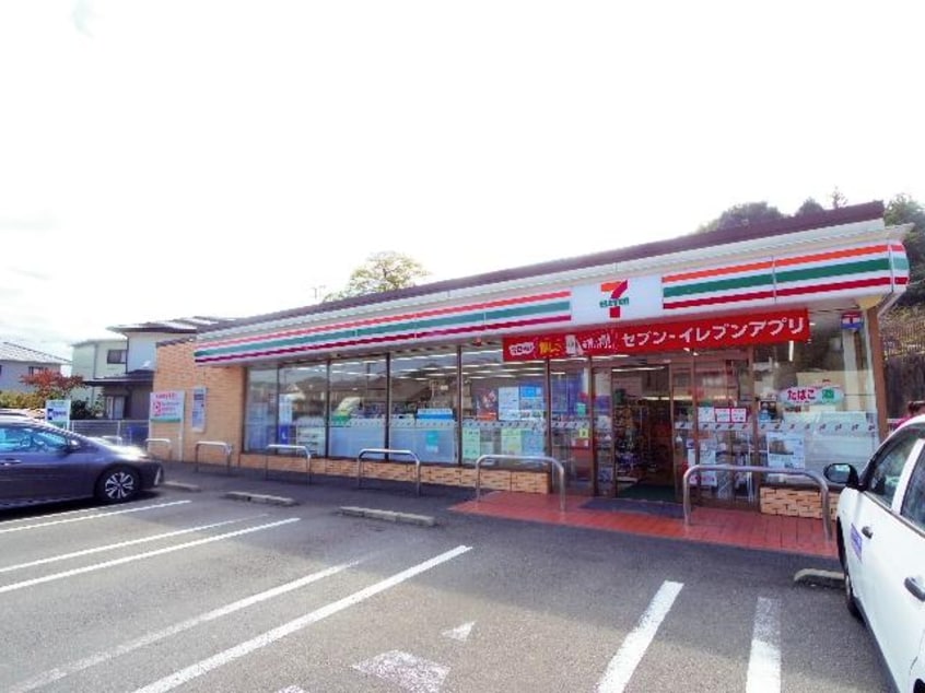 セブンイレブン静岡丸子北店(コンビニ)まで447m 東海道本線/静岡駅 バス31分新丸子下車:停歩6分 1-2階 築29年