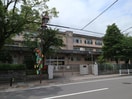 静岡市立長田西小学校(小学校)まで1112m 東海道本線/静岡駅 バス31分新丸子下車:停歩6分 1-2階 築29年