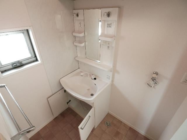  東海道本線/静岡駅 バス23分伊呂波町下車:停歩6分 1階 築17年