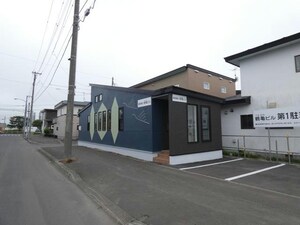 愛国東２－４１－１０貸店舗