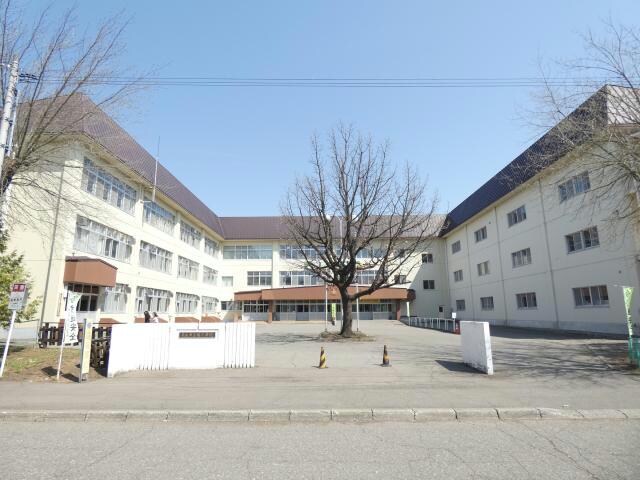 帯広市立柏小学校(小学校)まで223m Chelsea（ﾁｪﾙｼｰ）