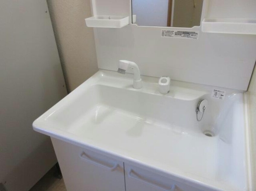  ﾎﾞﾇｰﾙ光南