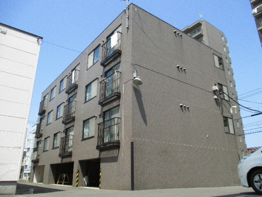  札幌市営地下鉄東豊線/北１３条東駅 徒歩8分 4階 築31年