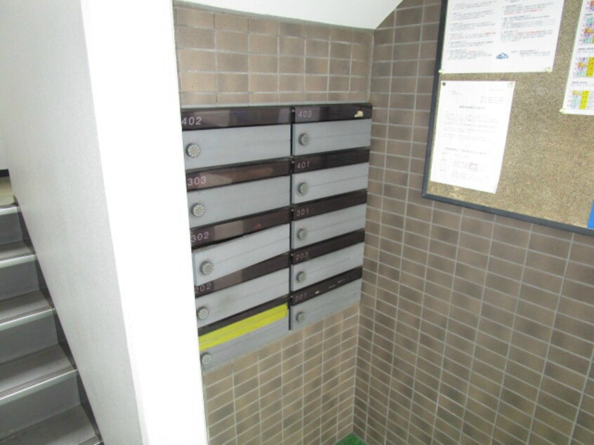 札幌市営地下鉄東豊線/北１３条東駅 徒歩8分 4階 築31年