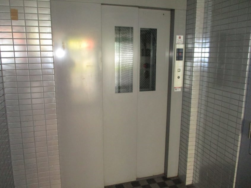 札幌市営地下鉄東豊線/環状通東駅 徒歩1分 7階 築35年
