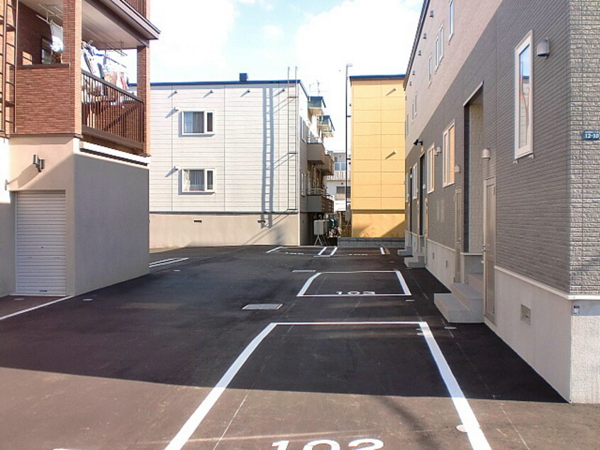 札幌市営地下鉄南北線/北２４条駅 徒歩6分 1-2階 築12年