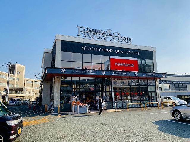 FOODY　ONE新大江店(スーパー)まで1099m ダイアパレス水前寺スポーツパーク