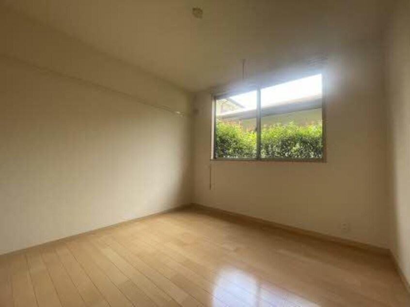  サリ－レ新屋敷Ⅰ番館・Ⅱ番館