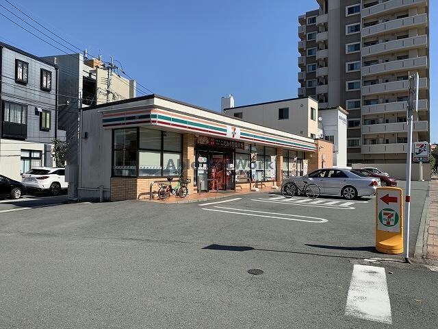 セブンイレブン熊本新屋敷3丁目店(コンビニ)まで439m※中央店撮影 サリ－レ新屋敷Ⅰ番館・Ⅱ番館