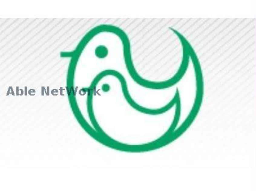 シモカワ熊南店(ドラッグストア)まで355m メゾン・フローラB