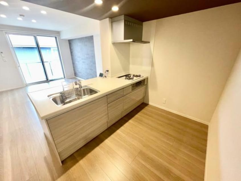 同型　現況優先 シャーメゾン江津湖