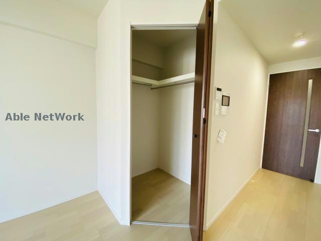 衣装持ちの方も安心 SQUARE坪井