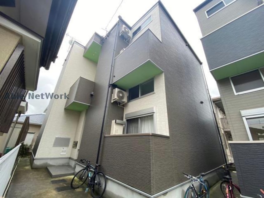  リガヤ・グリエラ